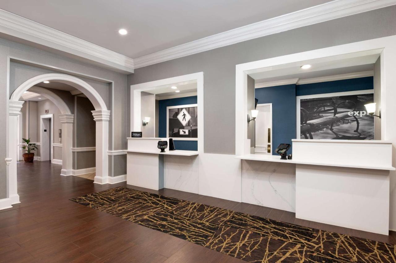 Hampton Inn & Suites Stamford Exterior foto